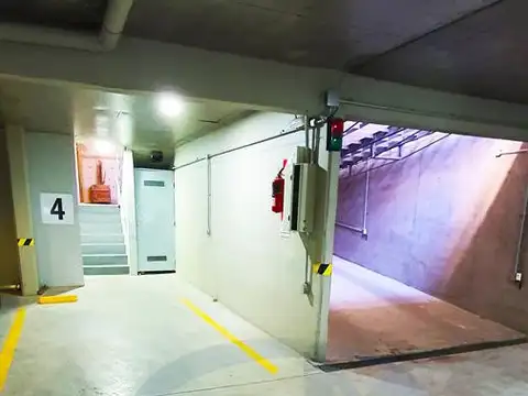 Cochera - Francia al 700 - Pichincha Rosario