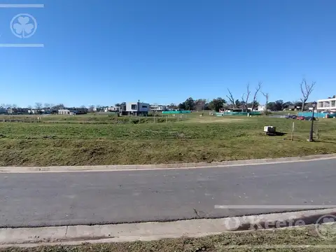 Excelente Lote en venta en San Juan Chico fondo a laguna Hudson Berazategui