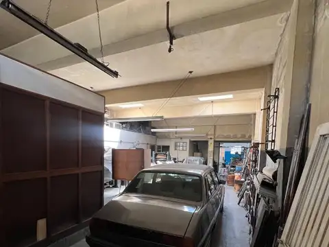 Galpon Av Gaona 1700, 277M2 totales