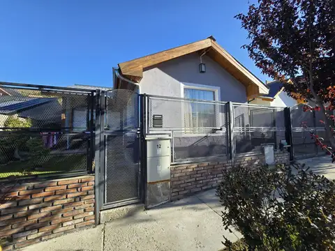 Venta de 2 casas sobre un mismo lote