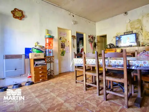 Casa en venta en Martinez 3 dormitorios /1 suite, jardín y cochera. Cerca Plaza.