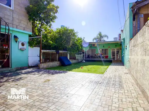 Casa en venta en Martinez 3 dormitorios /1 suite, jardín y cochera. Cerca Plaza.