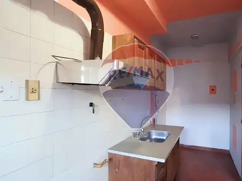 Venta departamento 2 ambientes con patio Saavedra