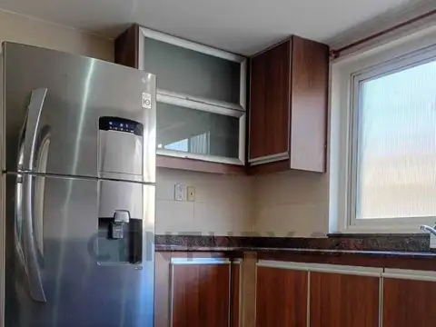 Departamento 5 ambientes con 2 baños