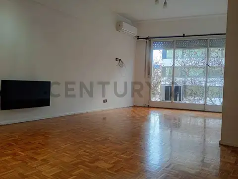 ALQUILER DEPARTAMENTO DE 4 AMBIENTES CON DEPENDENCIA.