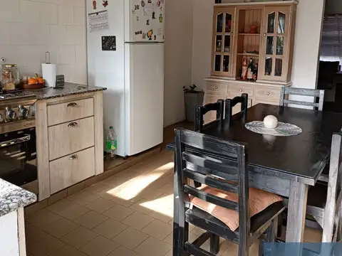 Casa en Venta en Villa Gobernador Udaondo, USD 145.000