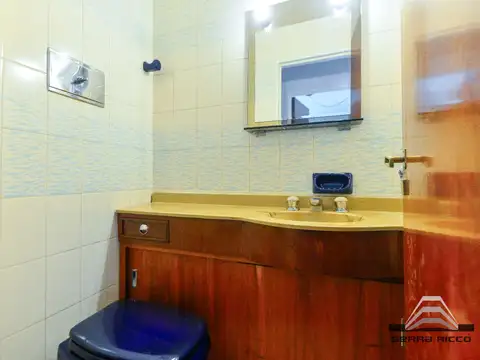 Departamento 4 ambientes con 2 baños