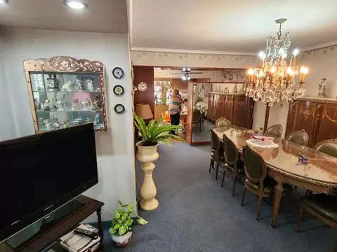 Casa en Venta en Mataderos, USD 430.000