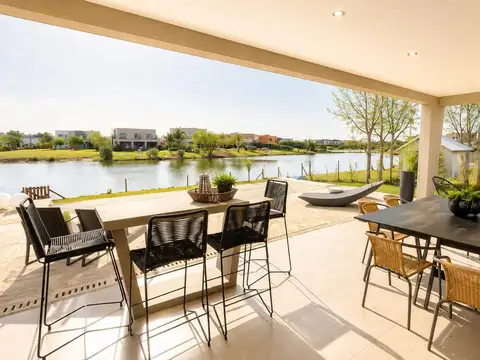 Casa en Venta en El Cantón - Norte, USD 435.000