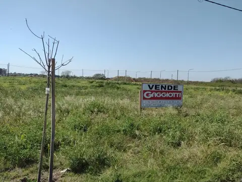 Terreno - Barrio La Cañada