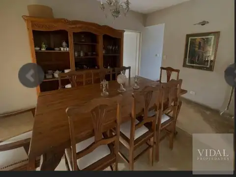 Casa 7 ambientes con 3 baños