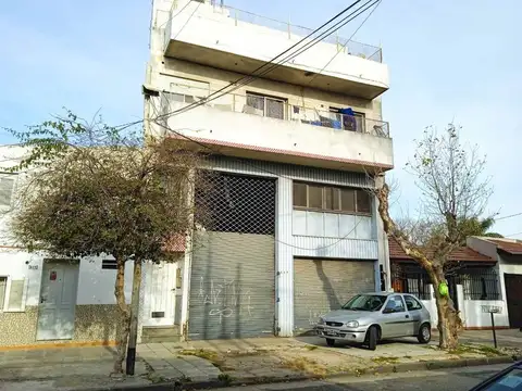 VENTA DE GALPÓN CON 5 DEPTOS DOCK SUD AVELLANEDA