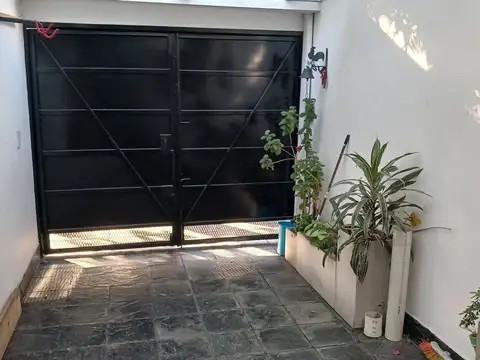 Depto Tipo Casa en Venta en Villa Santa Rita, USD 139.000