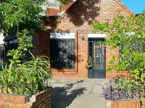 Depto Tipo Casa 2 ambientes con 1 baño