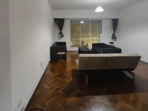 Ángel Giménez 100, Piso 2