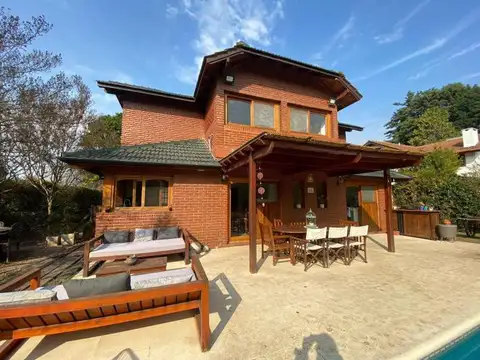 Casa 6 ambientes  en venta La Martona Cañuelas