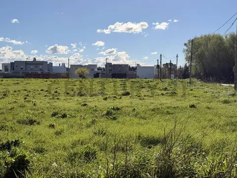 Terreno en Venta 20  mts Frente