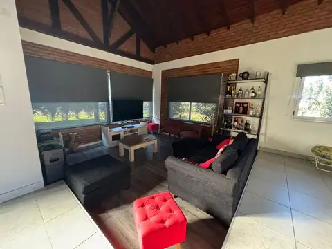 VENTA CASA 4 AMB C/ PILETA EXALTACION DE LA CRUZ