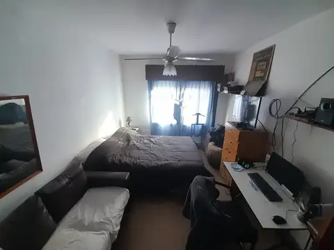 Casa en calle José Ingenieros 941 de Rosario. Arroyito (Entre calles  Leguizamón y Drago)