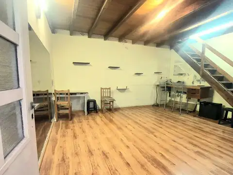 Depto Tipo Casa en Venta de 2 ambientes