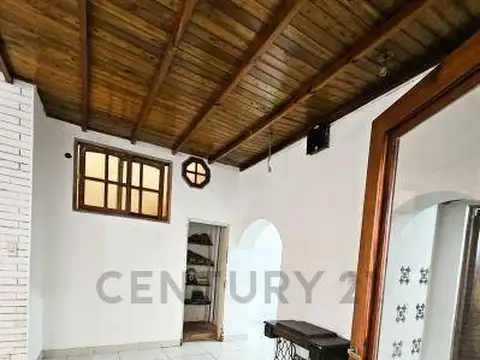 Quintana 200, Piso 0