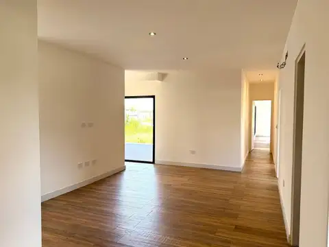 Casa en Venta en Countries y Barrios Cerrados en Esteban Echeverria, USD 200.000