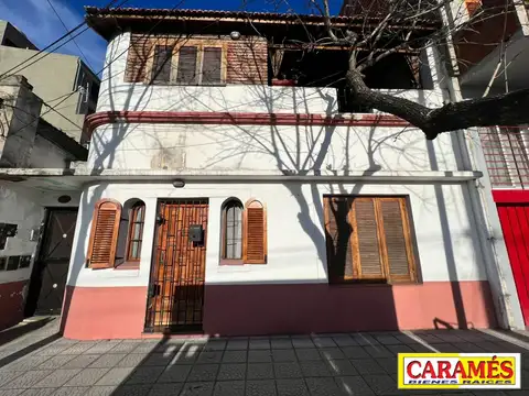 PH AL FRENTE DE 3 AMB CON QUINCHO! EXC UBICACIÓN!