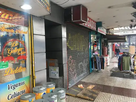 LOCAL COMERCIAL CENTRO DE MORON FRENTE A ESTACION