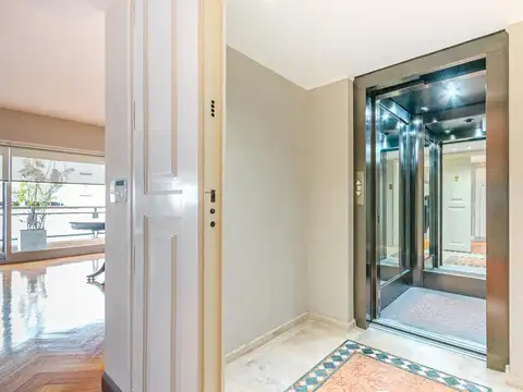 Departamento en Venta con 2 cocheras