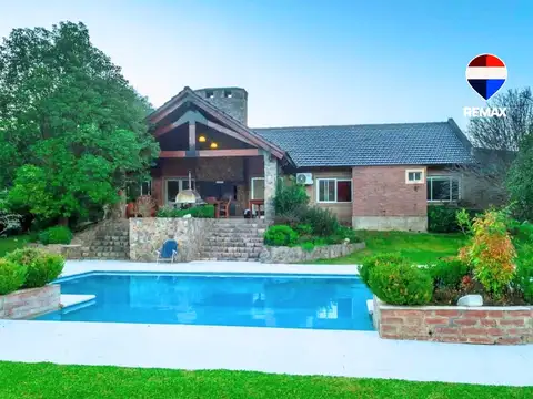 Casa en Venta en La Lucinda, Countries y Barrios Cerrados en Salta Capital