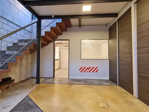Depto Tipo Casa en Venta con 1 cocheras
