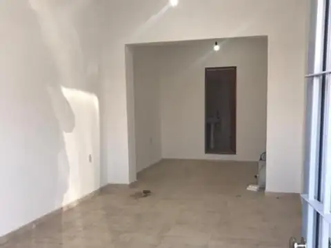 Local en Alquiler en Villa El Libertador, $ 480.000