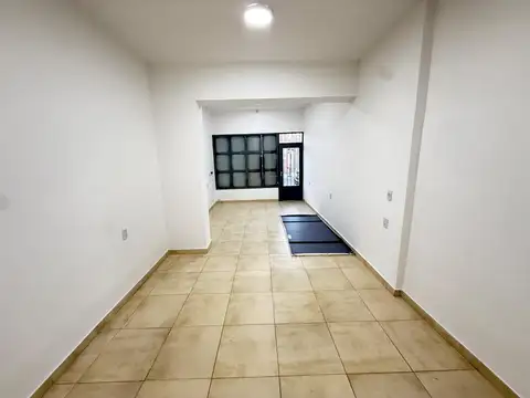 Local en Alquiler en Villa El Libertador, $ 480.000