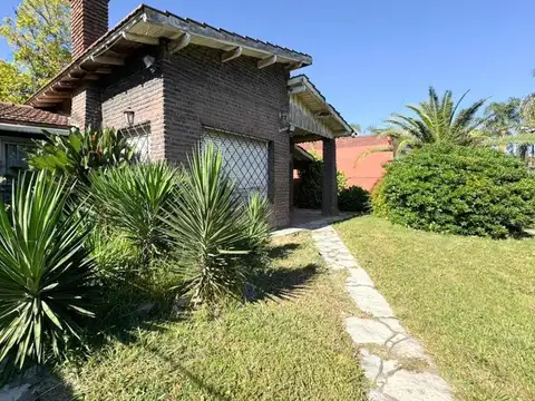 CASA 3 AMBIENTES- MERLO SUR