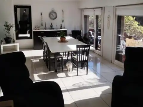 Departamento 5 ambientes con 3 baños