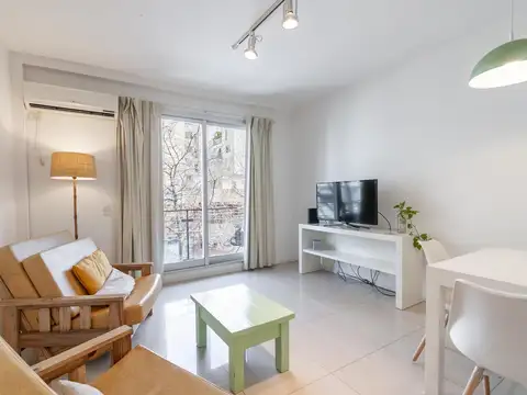Venta Departamento Ambiente y medio, Cochera, Balcon, Patio, Amenities, Palermo Hollywood, Permuta