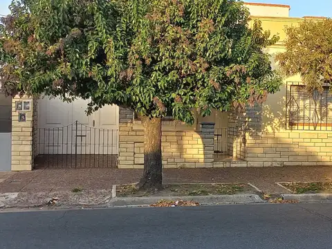 CASA AMERICANA 3 AMBIENTES