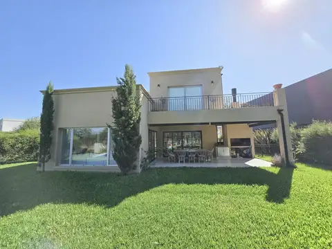Casa  en Venta ubicado en Haras Santa Maria, Escobar, G.B.A. Zona Norte