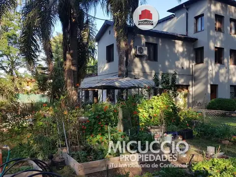 Casaquinta en venta, Neuquén 690, barrio Lambertuchi. IDEAL ASILO, CLINICA, JARDIN DE INFANTES