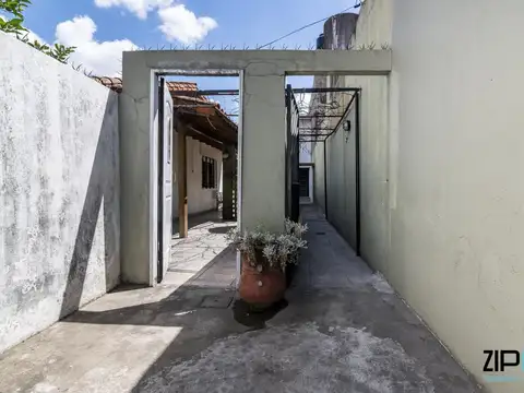 Depto Tipo Casa 2 ambientes con 2 baños
