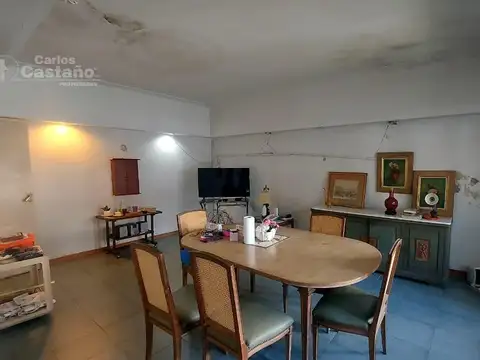 Chalet en 1 Planta Para Mejorar o Refaccionar, a 3/c de Av. Libertador