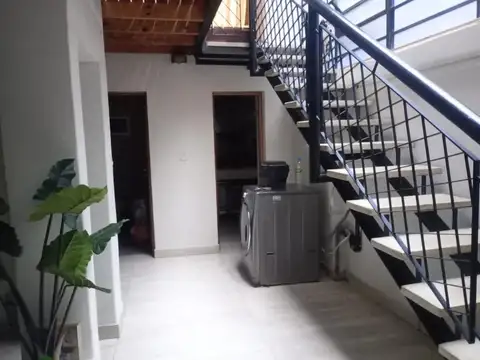 Depto Tipo Casa en Venta de 3 dormitorios