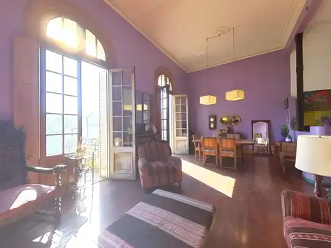Depto Tipo Casa en Venta de 6 ambientes
