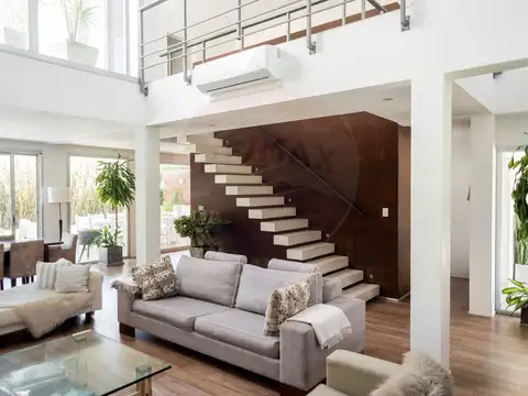 Casa en Venta en Don Bosco, USD 710.000