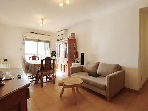 Venta 3 ambientes, piso alto con vista abierta
