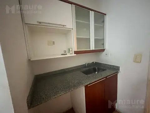 Local en alquiler en zona Imprenta Las Cañitas