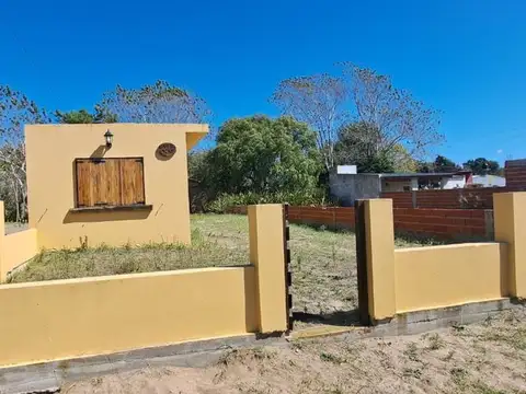 VENTA DE CASA EN SAN CLEMENTE DEL TUYU