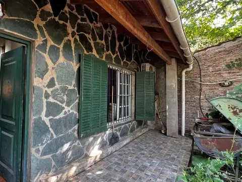 CASA 5 AMBIENTES EN VENTA MINISTRO RIVADAVIA