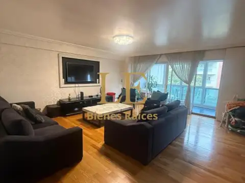 Departamento en Alquiler de 3 dormitorios