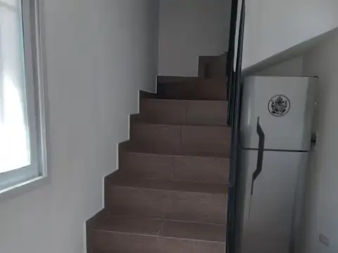 Depto Tipo Casa en Venta al Este
